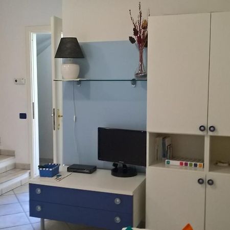La Casa Nel Borgo Villa Chia Eksteriør billede